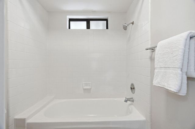 18935 Sara Park Circle, Saratoga, CA 95070