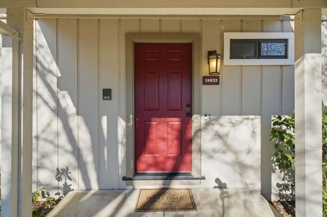 18935 Sara Park Circle, Saratoga, CA 95070