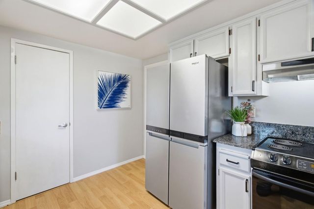 18935 Sara Park Circle, Saratoga, CA 95070