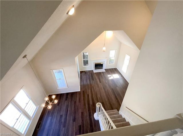 905 Kensal Green Drive, Kernersville, NC 27284