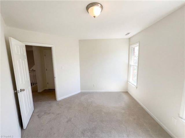 905 Kensal Green Drive, Kernersville, NC 27284