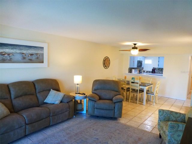 5557 SEA FOREST DRIVE 215, New Port Richey, FL 34652