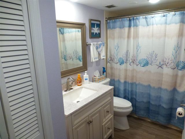 5557 SEA FOREST DRIVE 215, New Port Richey, FL 34652