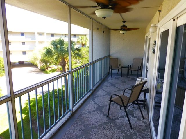 5557 SEA FOREST DRIVE 215, New Port Richey, FL 34652