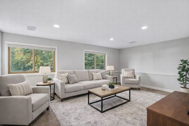 26W250 Case Street, Naperville, IL 60563