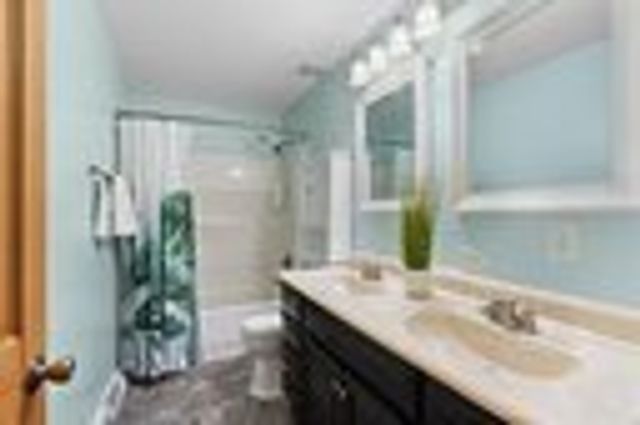 26W250 Case Street, Naperville, IL 60563