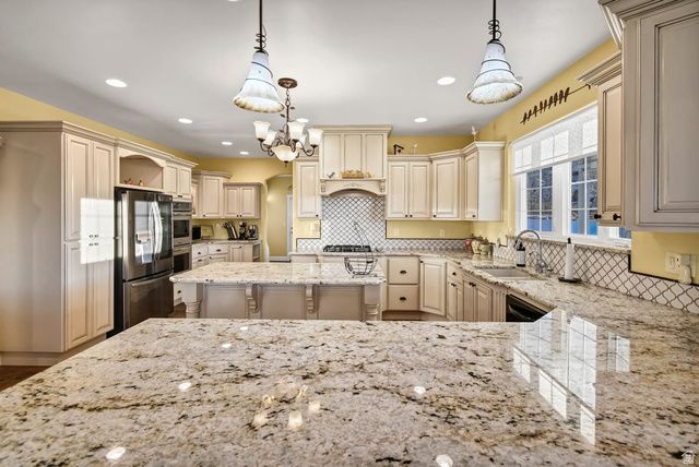 528 E 700 S, Monroe, UT 84754