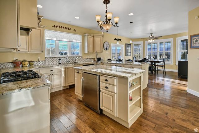 528 E 700 S, Monroe, UT 84754