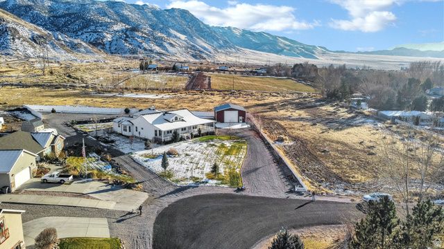 528 E 700 S, Monroe, UT 84754