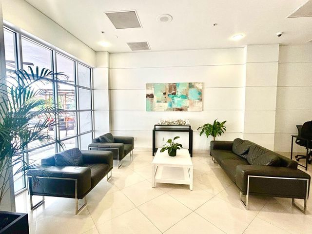 19370 Collins Avenue 1015, Sunny Isles Beach, FL 33160