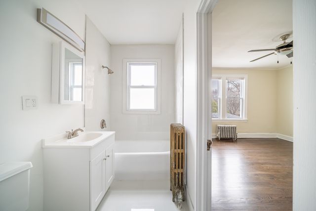 9124 S Ada Street 2A, Chicago, IL 60620