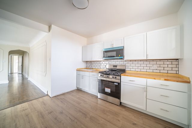 9124 S Ada Street 2A, Chicago, IL 60620