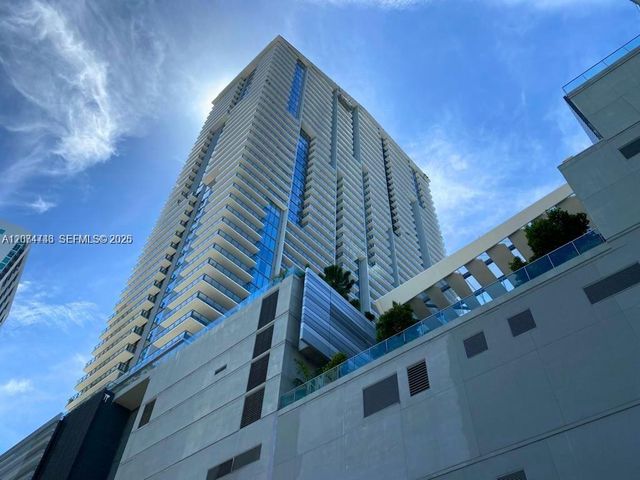 68 SE 6th Street 1008, Miami, FL 33131