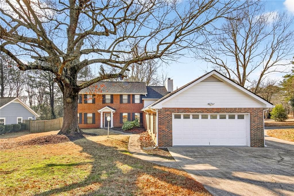 1056 Indian Hills NE Parkway, Marietta, GA 30068