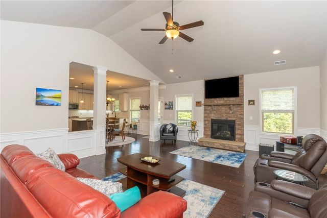 22 Old American Boulevard, Pendleton, SC 29670