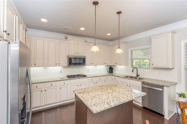 22 Old American Boulevard, Pendleton, SC 29670
