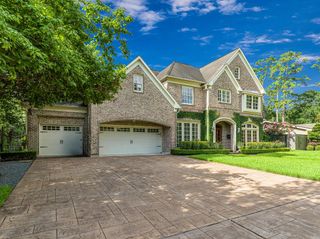 110 Sandalwood Drive, Houston, TX 77024