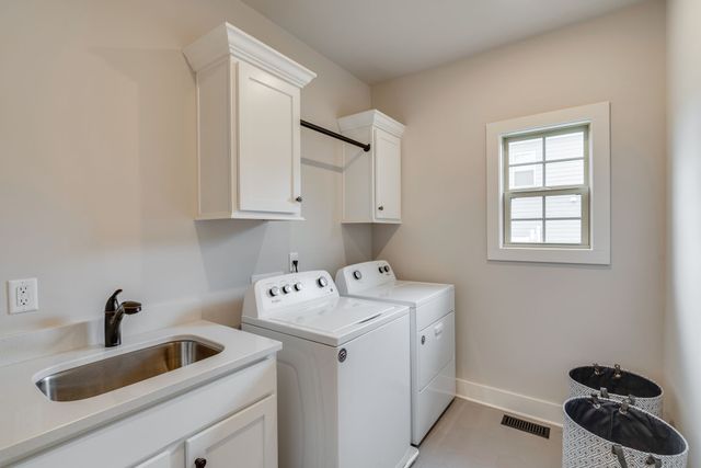 987 Carnation Dr, Spring Hill, TN 37174