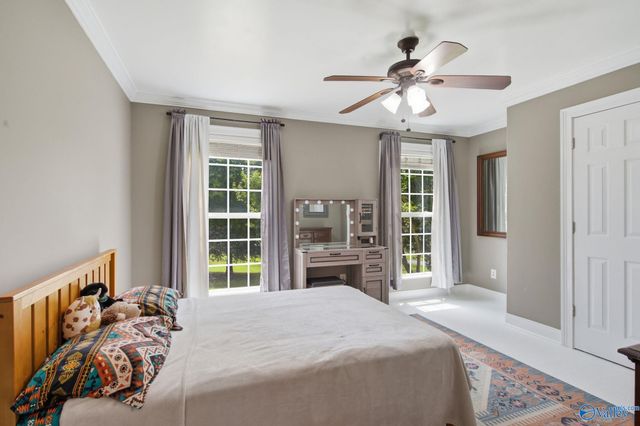 40 Sidney Drive, Scottsboro, AL 35769