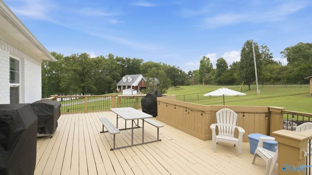40 Sidney Drive, Scottsboro, AL 35769