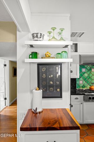 214 HERMOSA Lane, El Paso, TX 79922