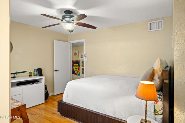 214 HERMOSA Lane, El Paso, TX 79922