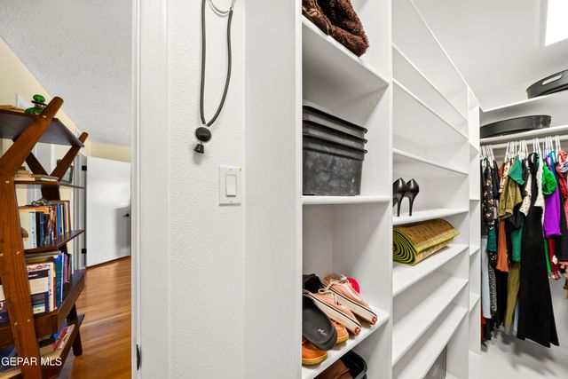 214 HERMOSA Lane, El Paso, TX 79922