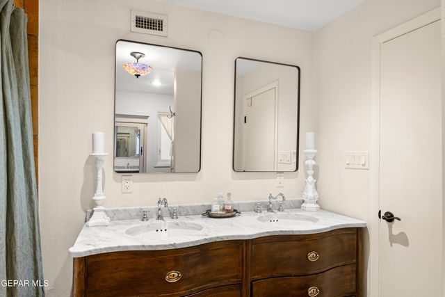 214 HERMOSA Lane, El Paso, TX 79922