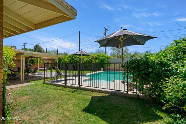 214 HERMOSA Lane, El Paso, TX 79922