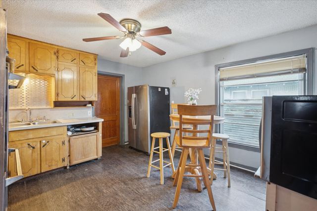 317 N Chandler Drive N, Fort Worth, TX 76111