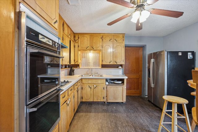 317 N Chandler Drive N, Fort Worth, TX 76111