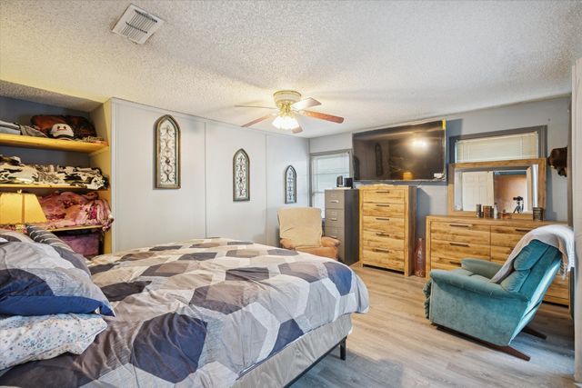 317 N Chandler Drive N, Fort Worth, TX 76111