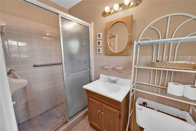 111 Rhodehaven Drive, Anderson, SC 29625
