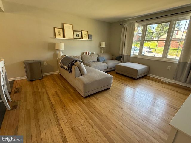 326 E ROOSEVELT AVE, Middletown, PA 17057