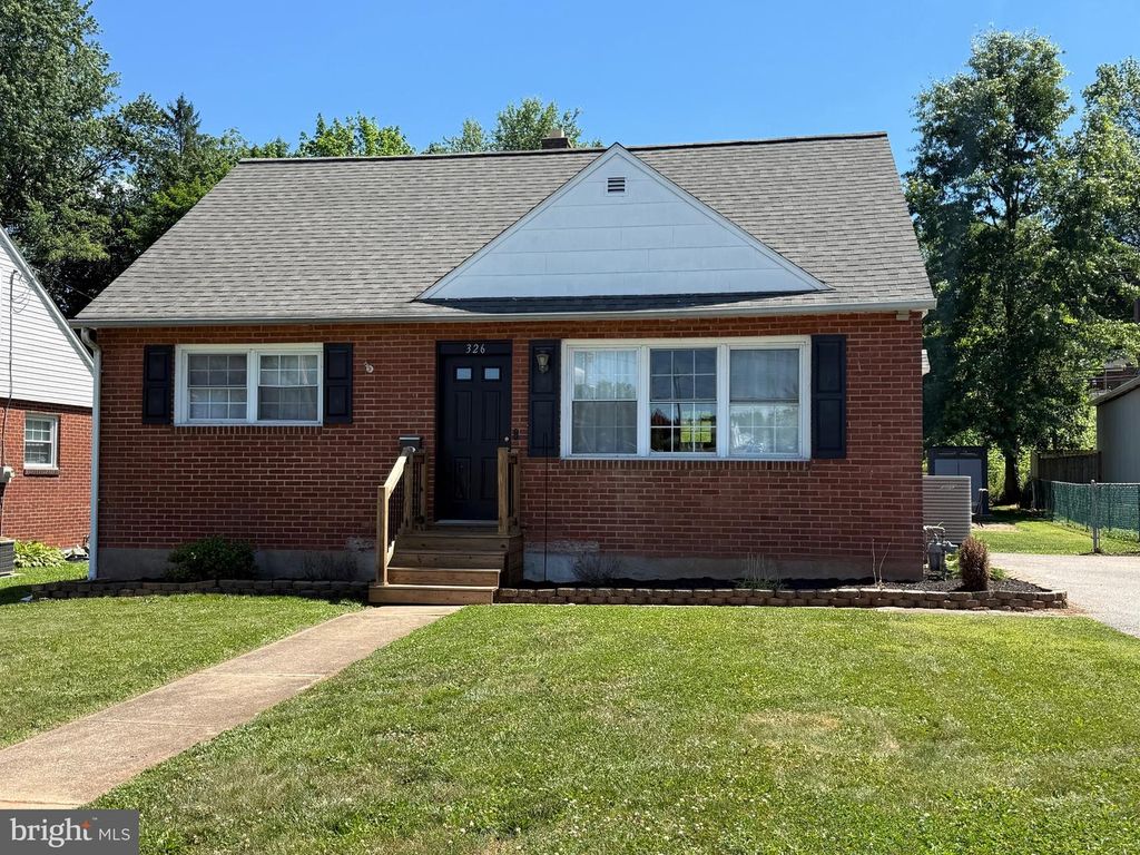 326 E ROOSEVELT AVE, Middletown, PA 17057