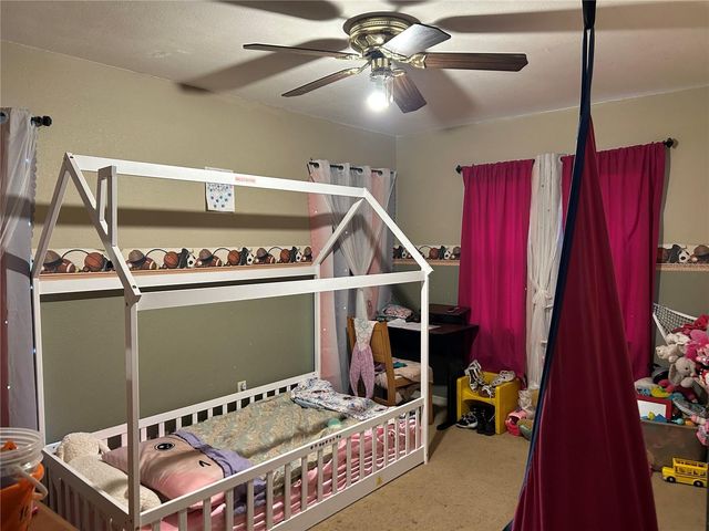 261 E COUNTRY CLUB DRIVE, Williston, FL 32696