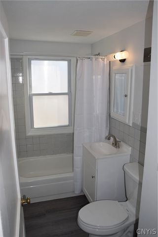 51 Homeland Road, Clay, NY 13212