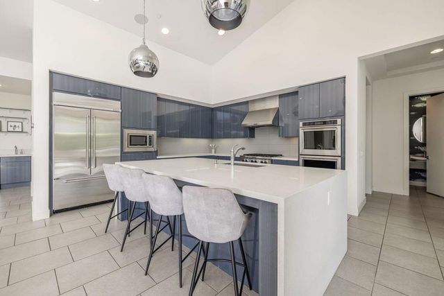 24 Via Monaco, Rancho Mirage, CA 92270