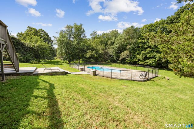 61 Minortown Road, Woodbury, CT 06798