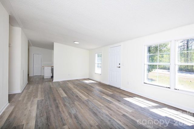223 Ridge Creek Drive, Troutman, NC 28166