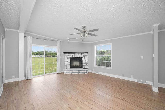22533 S Remington Drive, Channahon, IL 60410