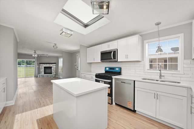 22533 S Remington Drive, Channahon, IL 60410
