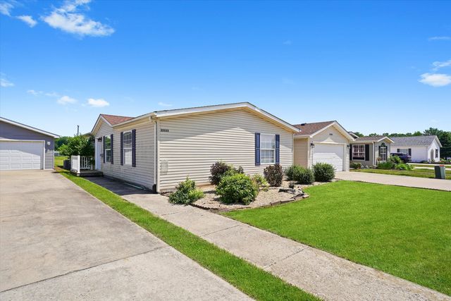 22533 S Remington Drive, Channahon, IL 60410