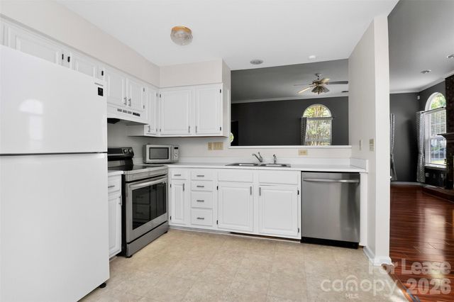 900 Gretna Green Drive, Charlotte, NC 28217