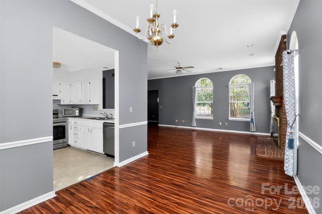 900 Gretna Green Drive, Charlotte, NC 28217