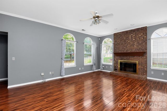 900 Gretna Green Drive, Charlotte, NC 28217