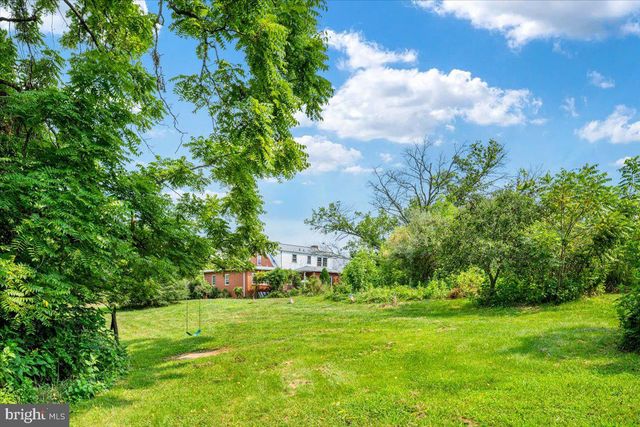 9028 STONEWALL JACKSON HWY, Front Royal, VA 22630