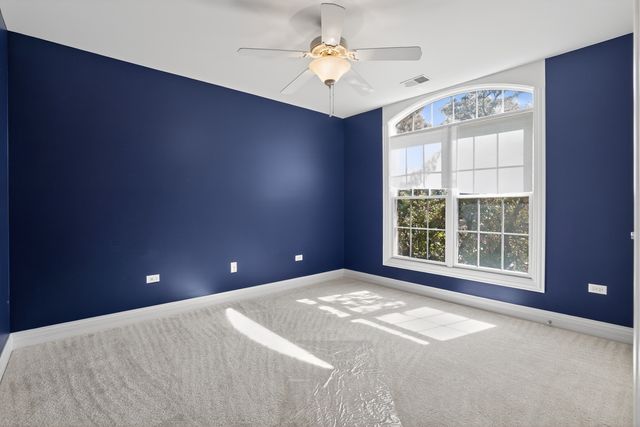 1212 Connamara Court, Westmont, IL 60559