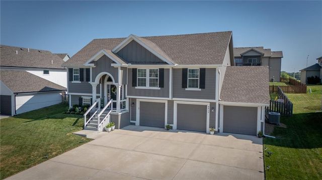 6012 NE 119th Street, Kansas City, MO 64156
