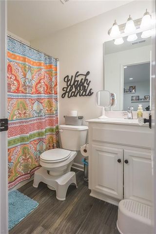 6012 NE 119th Street, Kansas City, MO 64156